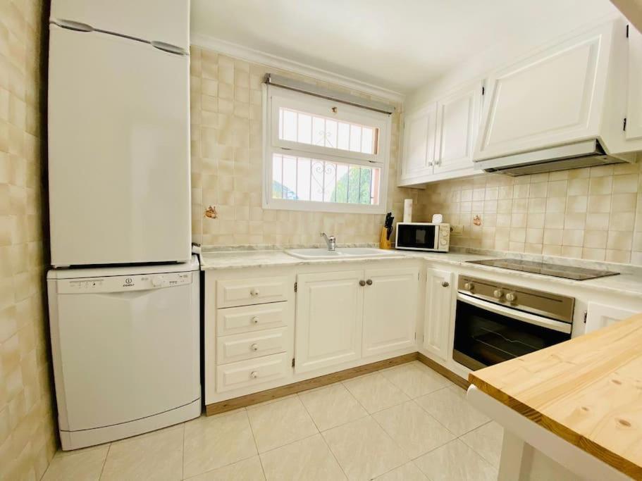 Villa With Private Pool And Close To The Beach Calpe Exteriör bild