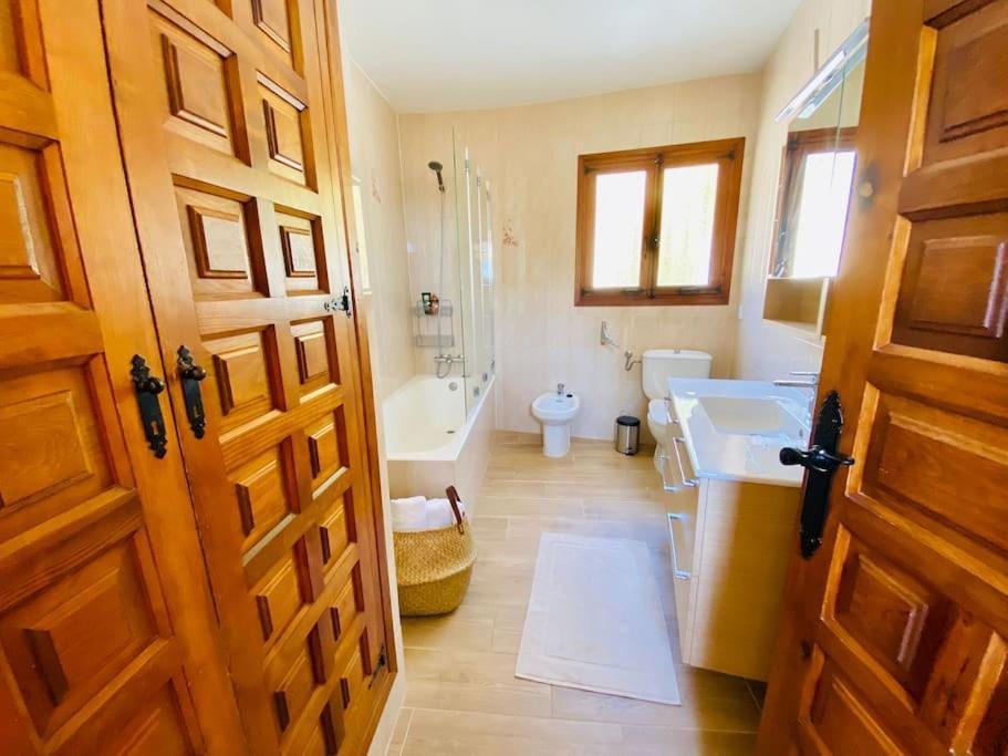 Villa With Private Pool And Close To The Beach Calpe Exteriör bild